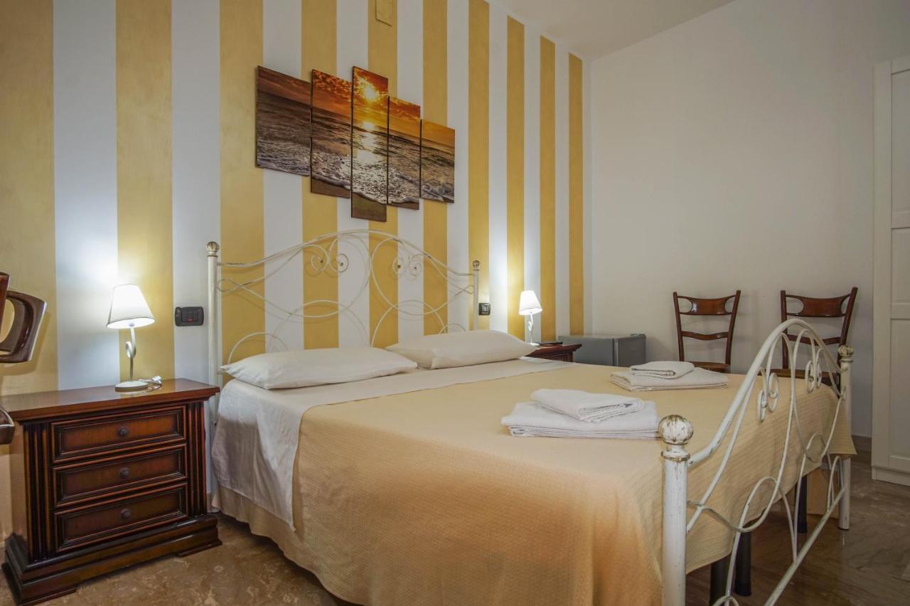 B&B Le Terrazze Mola di Bari Bagian luar foto